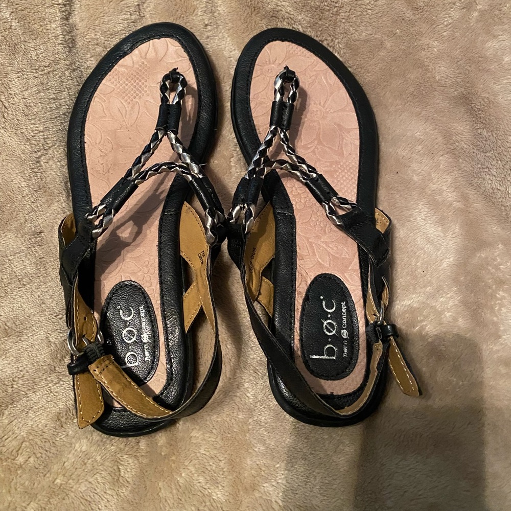 BOC/Born concepts woven sandals as 7